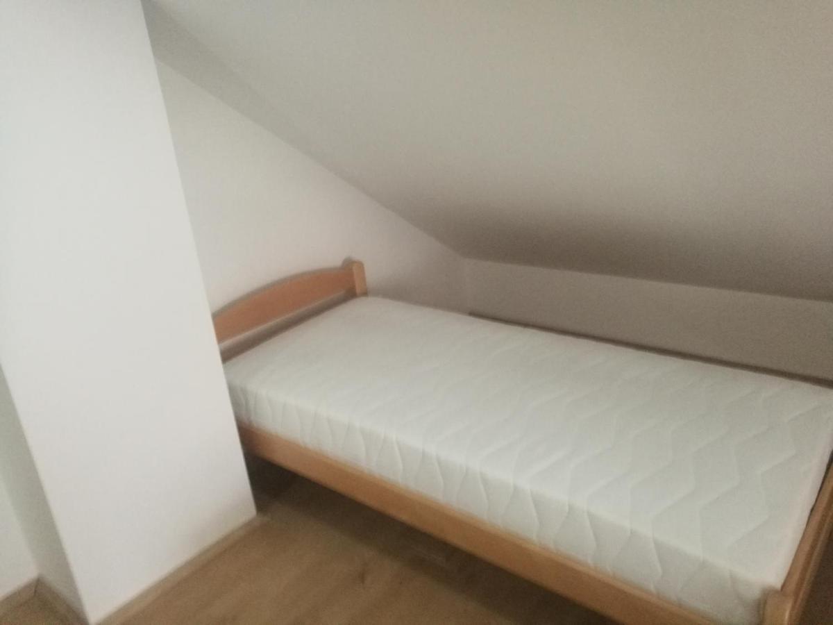 Apartma Burjuca Apartment Ajdovscina Exterior photo
